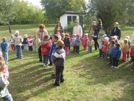 Koszorúzás a Szűcs Sándor Emlékháznál 2012