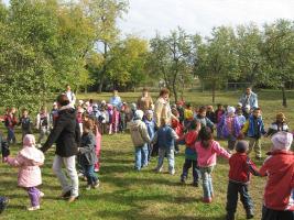 Koszorúzás a Szűcs Sándor Emlékháznál 2012