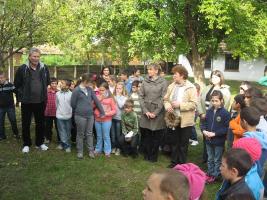 Koszorúzás a Szűcs Sándor Emlékháznál 2012
