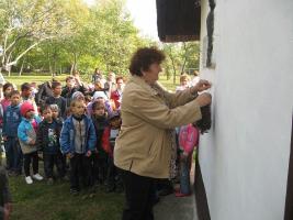 Koszorúzás a Szűcs Sándor Emlékháznál 2012